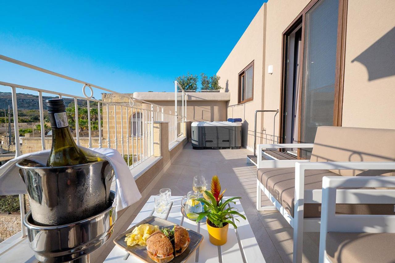 Hotel Viewpoint Boutique Living Xlendi Exterior foto